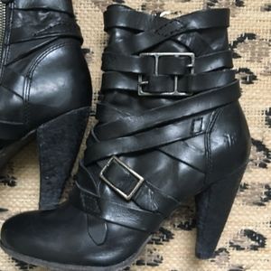 FRYE Mikaela Strappy 6.5